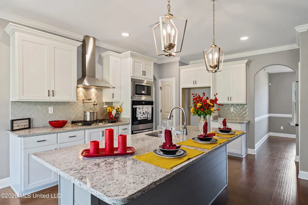 224 Poplar Lane Holly Springs, MS 38635