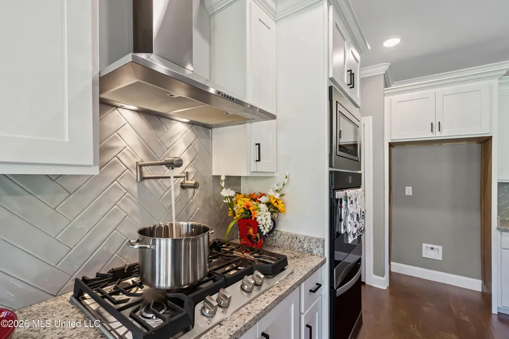 224 Poplar Lane Holly Springs, MS 38635