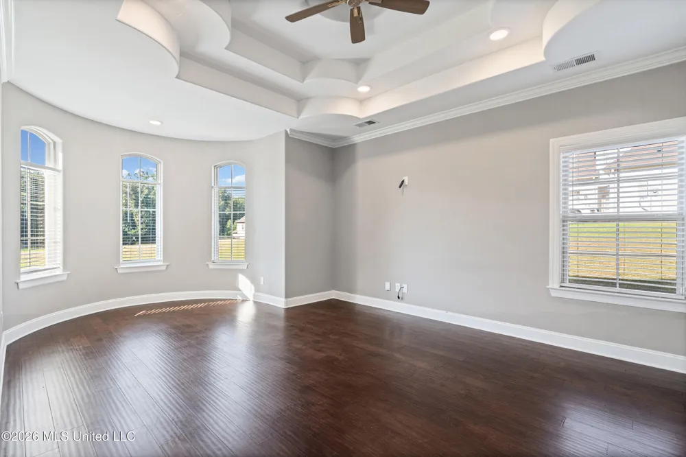 224 Poplar Lane Holly Springs, MS 38635