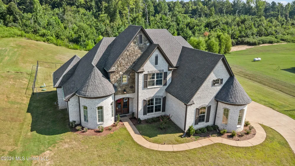 224 Poplar Lane Holly Springs, MS 38635