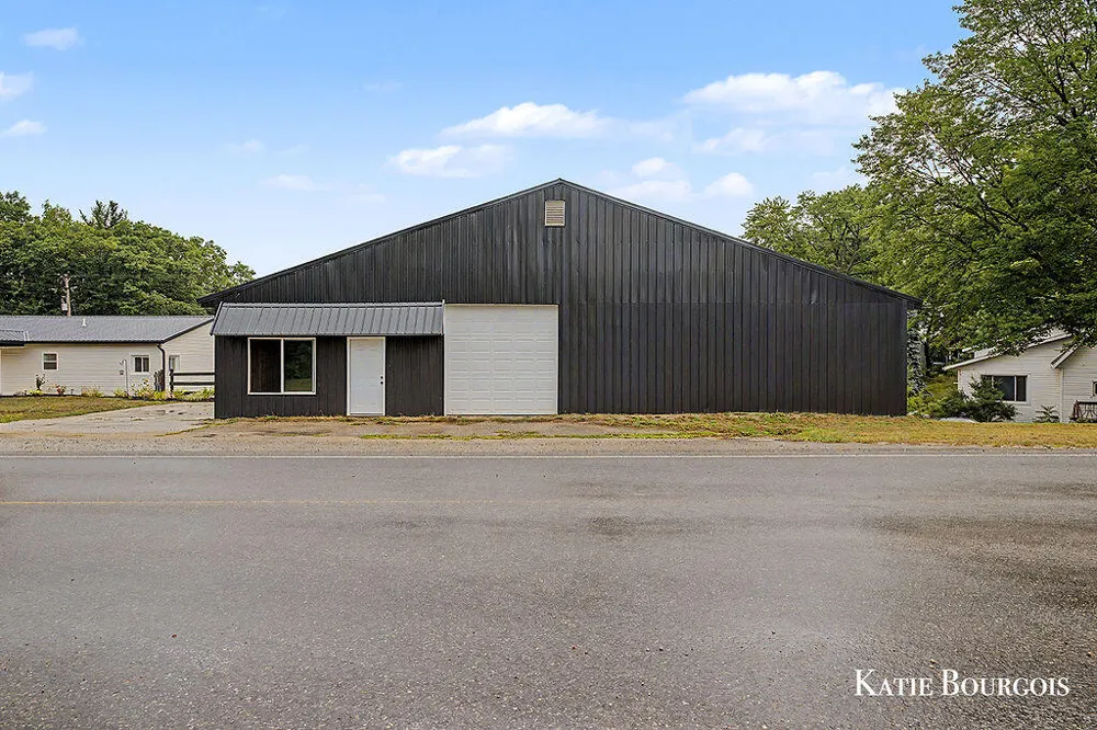 7510 Taft Road Mecosta, MI 49332