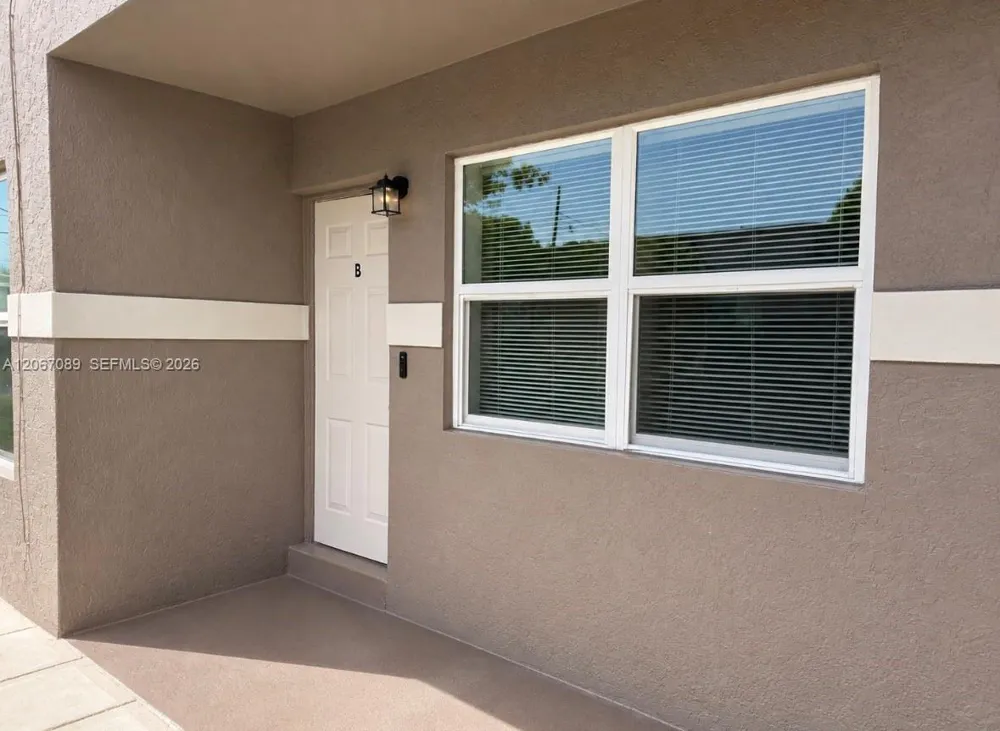272 SW 3rd St #A-D Deerfield Beach, FL 33441