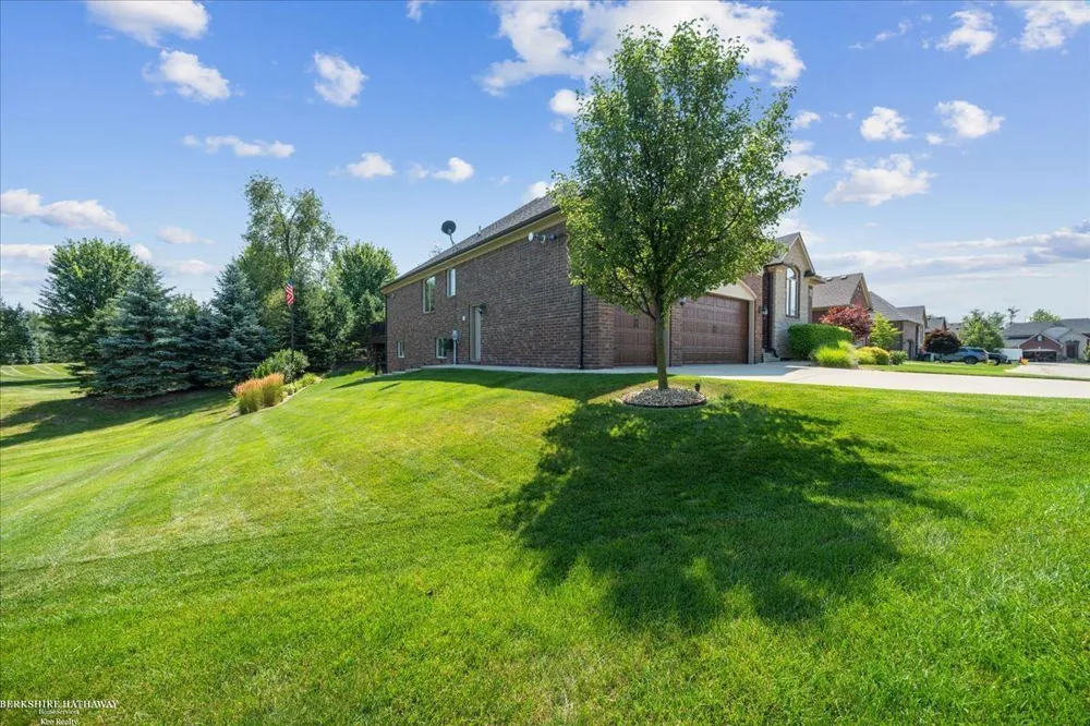 62735 Franklin Park Drive Washington Township, MI 48094