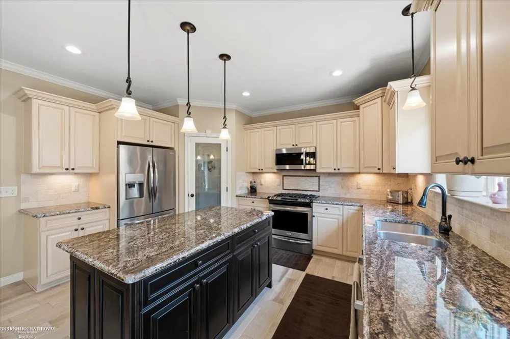 62735 Franklin Park Drive Washington Township, MI 48094