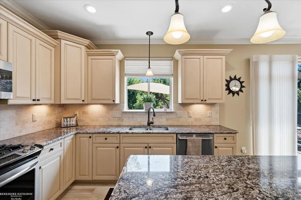 62735 Franklin Park Drive Washington Township, MI 48094