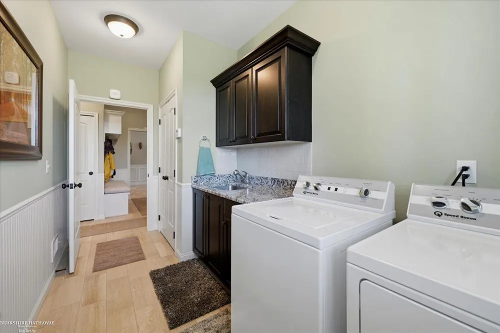62735 Franklin Park Drive Washington Township, MI 48094