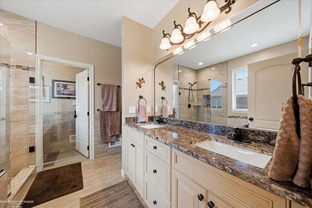 62735 Franklin Park Drive Washington Township, MI 48094