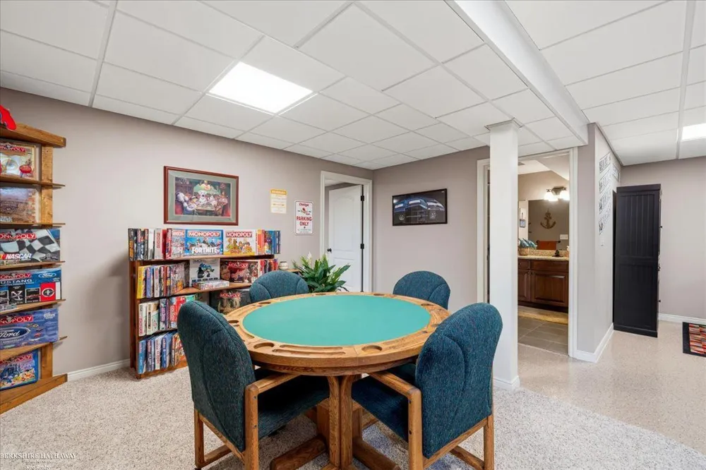 62735 Franklin Park Drive Washington Township, MI 48094