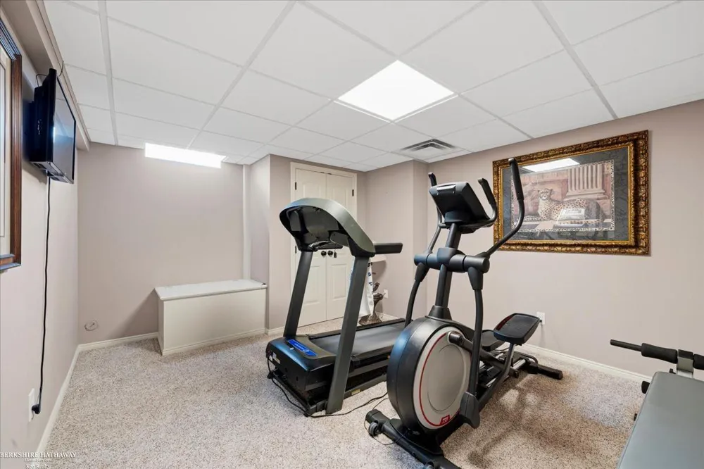 62735 Franklin Park Drive Washington Township, MI 48094