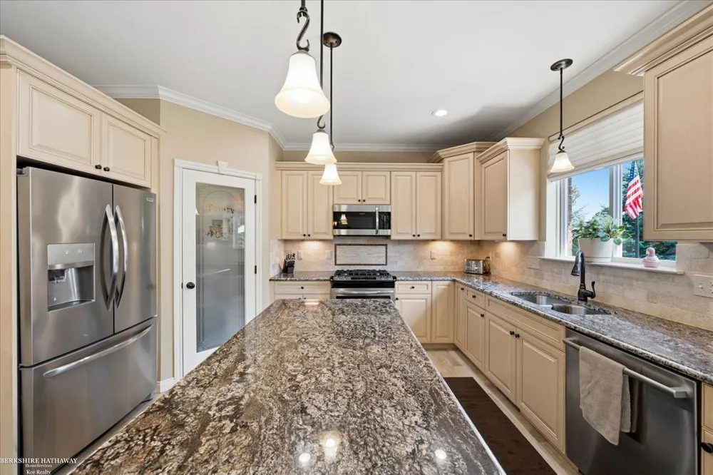 62735 Franklin Park Drive Washington Township, MI 48094