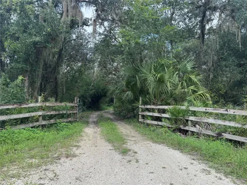 2963 SW ARMADILLO TRL