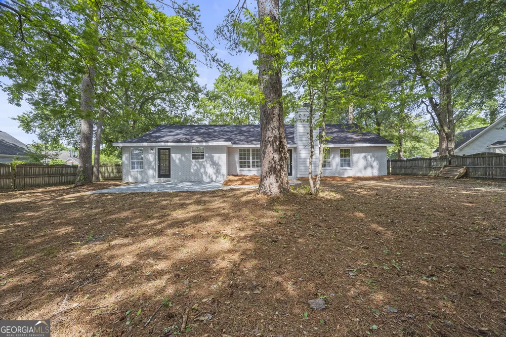321 Doublegate DR Bonaire, GA 31005