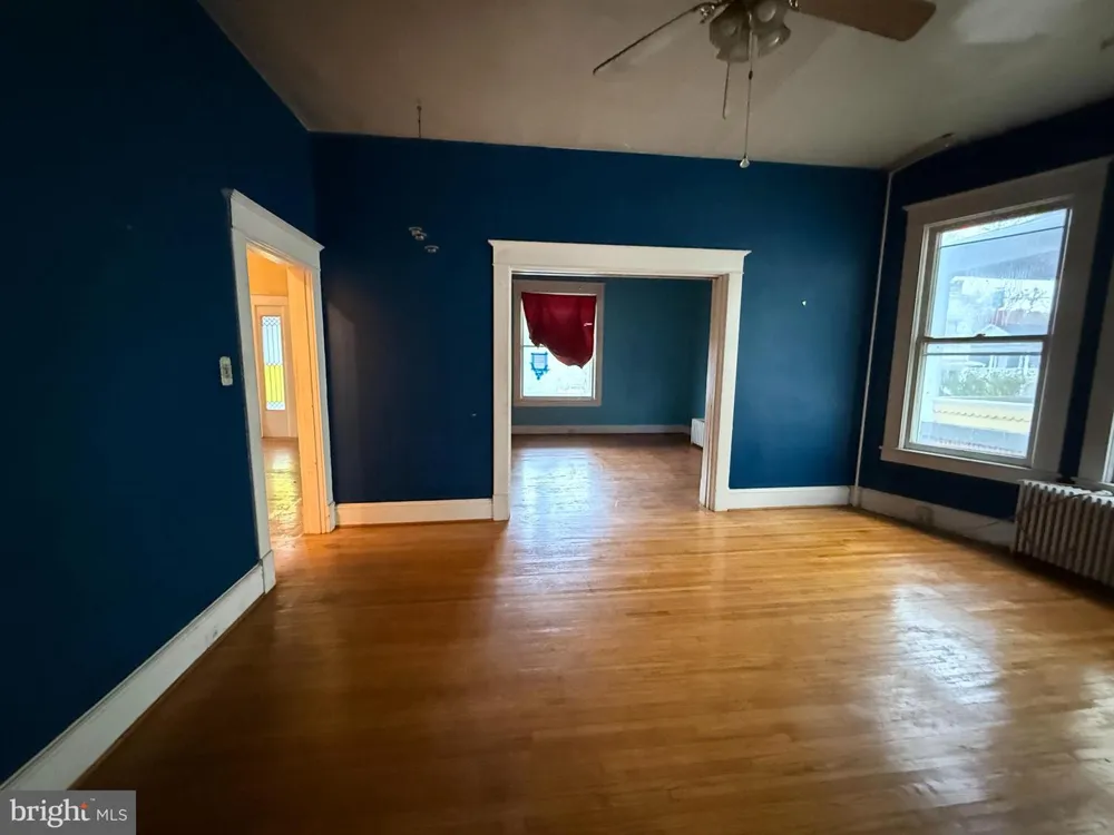 110 MAIN STREET Edinburg, VA 22824