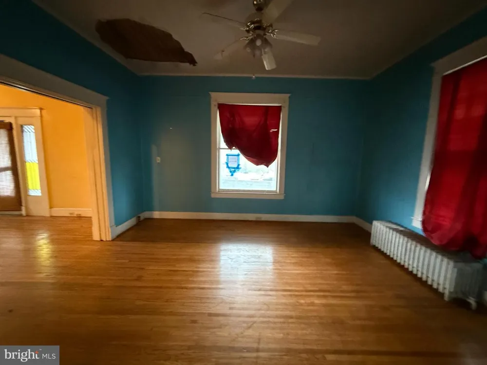 110 MAIN STREET Edinburg, VA 22824