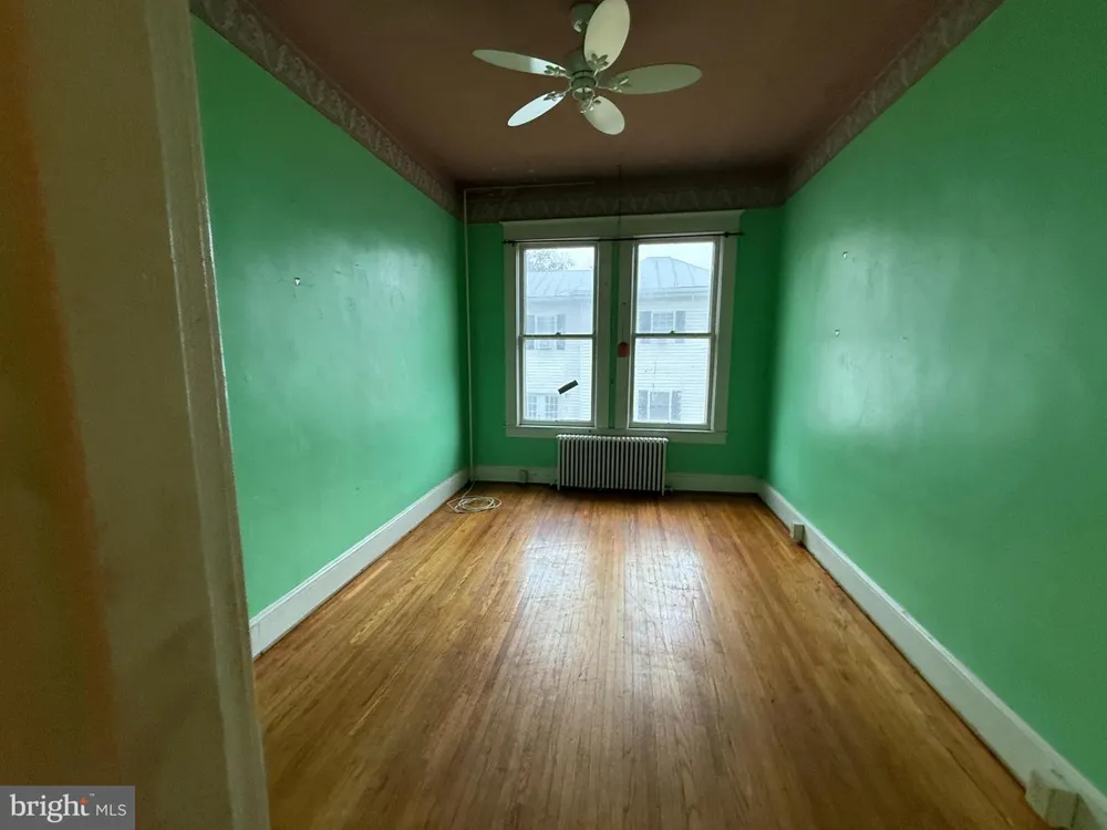 110 MAIN STREET Edinburg, VA 22824