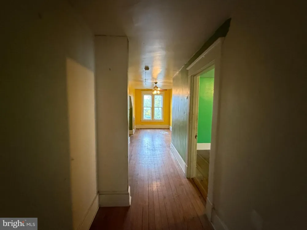 110 MAIN STREET Edinburg, VA 22824
