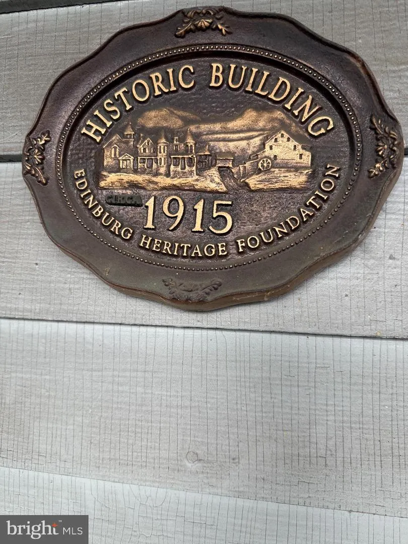 110 MAIN STREET Edinburg, VA 22824