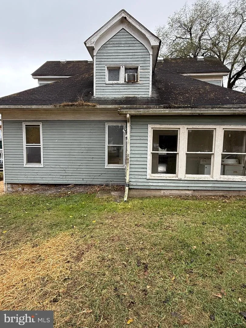110 MAIN STREET Edinburg, VA 22824