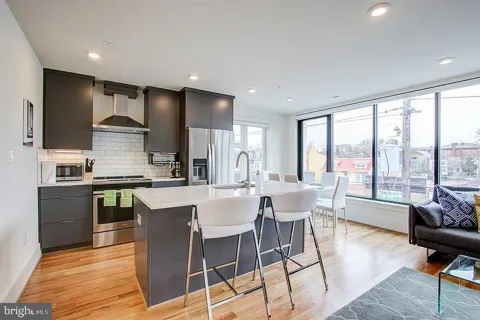 843 UPSHUR STREET NW #301