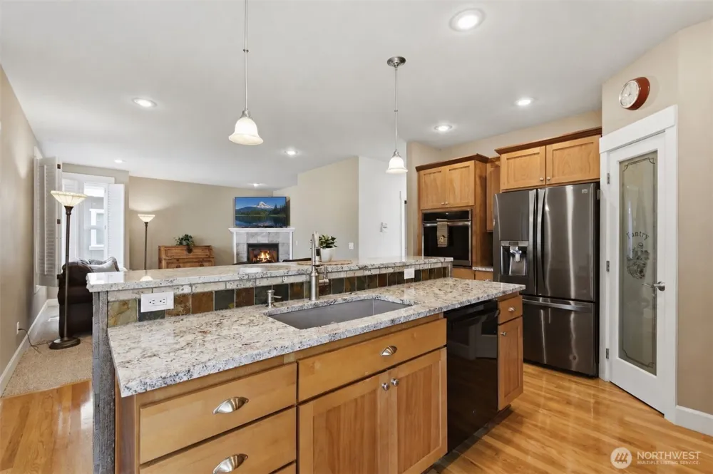 6227 122nd Street Ct E Puyallup, WA 98373