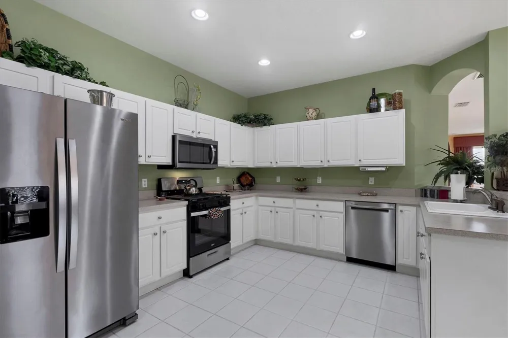 4301 WHISPERING OAKS DRIVE North Port, FL 34287