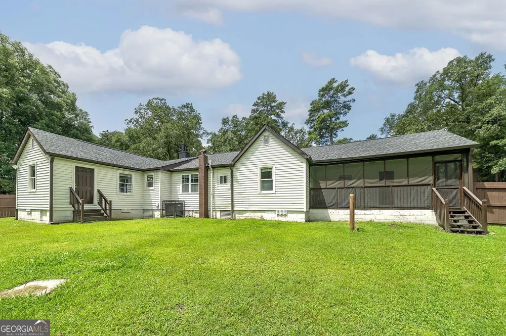 3930 W Side PL Ellenwood, GA 30294