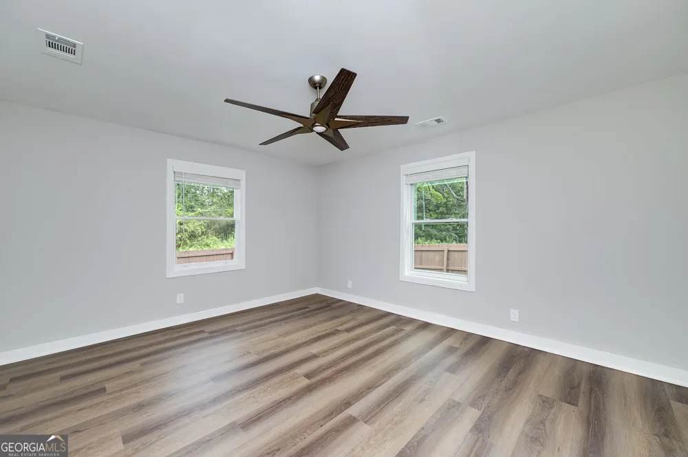 3930 W Side PL Ellenwood, GA 30294