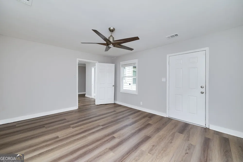 3930 W Side PL Ellenwood, GA 30294