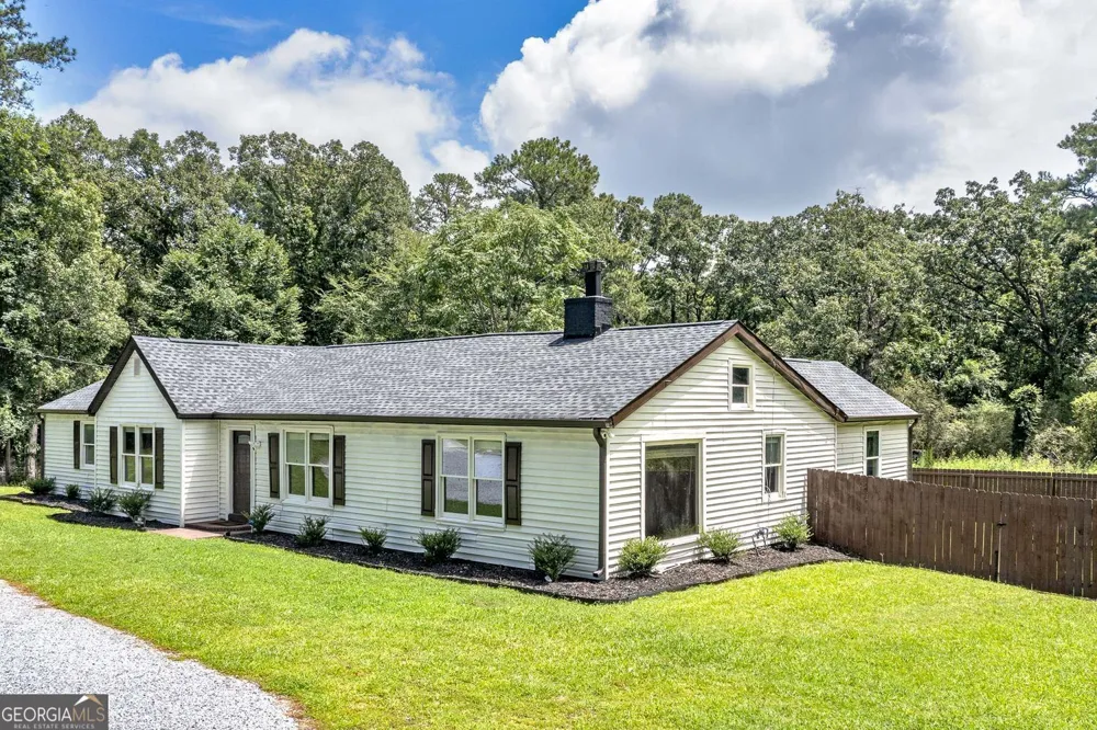 3930 W Side PL Ellenwood, GA 30294