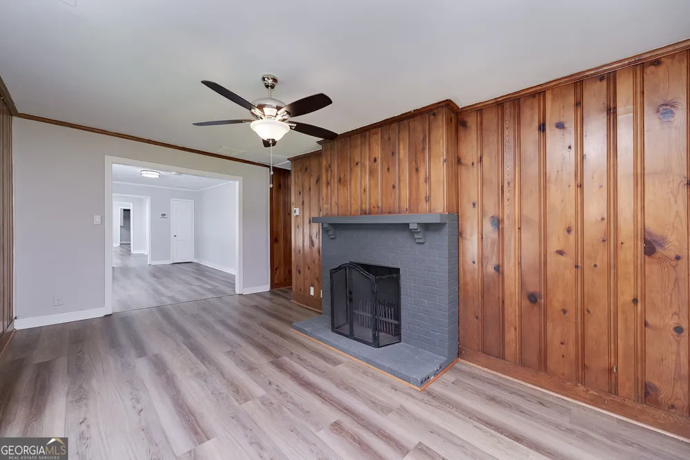 3930 W Side PL Ellenwood, GA 30294