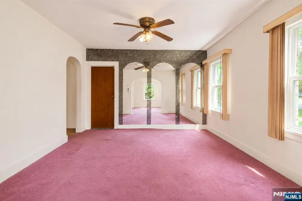 239 8th Avenue Paterson, NJ 07514