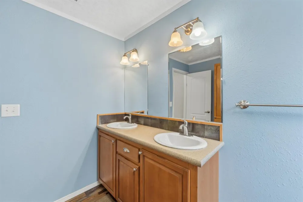 2802 SE JANET STREET Stuart, FL 34997