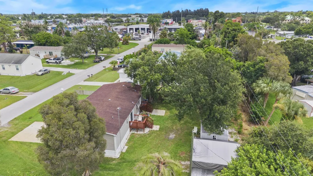 2802 SE JANET STREET Stuart, FL 34997