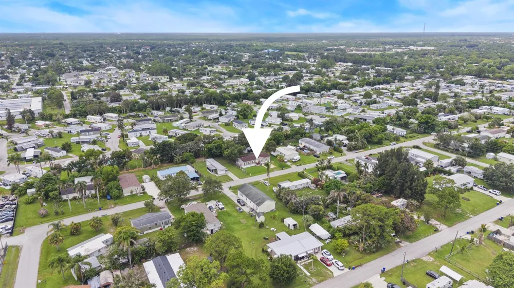 2802 SE JANET STREET Stuart, FL 34997