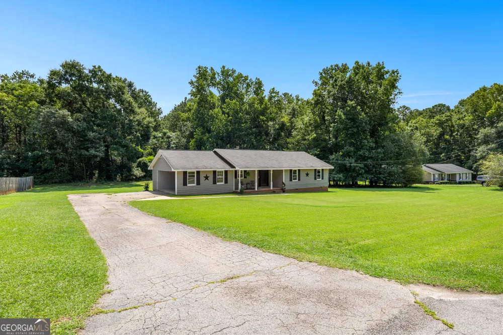 114 Paddle Wheel DR LaGrange, GA 30240