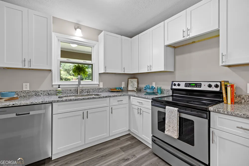 114 Paddle Wheel DR LaGrange, GA 30240