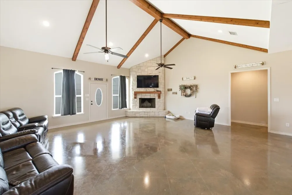 411 6th Street Coolidge, TX 76635