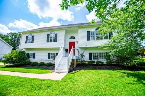 4265 E Chapel Hill Road