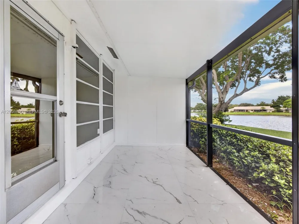 18956 Argosy Dr Boca Raton, FL 33496