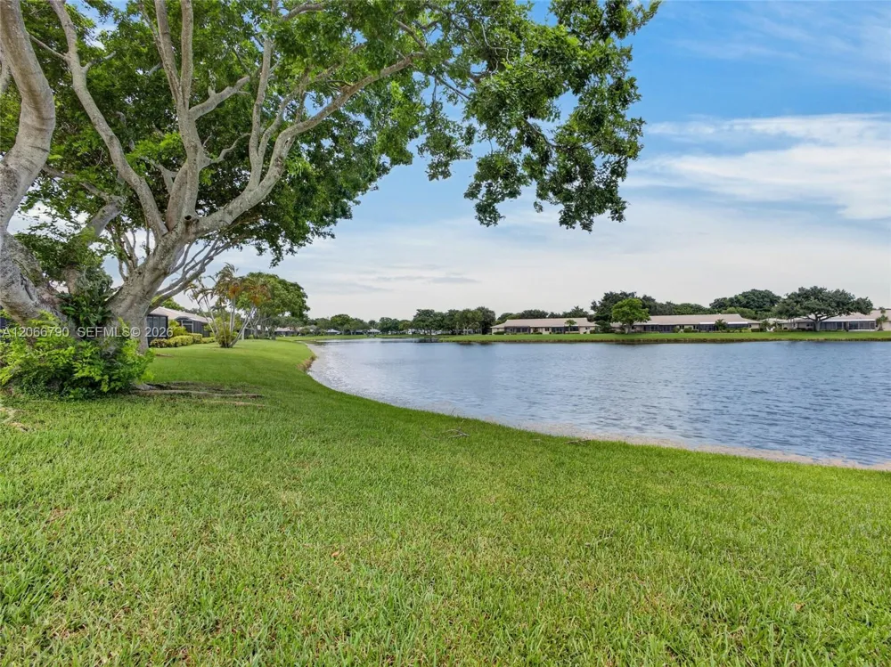 18956 Argosy Dr Boca Raton, FL 33496