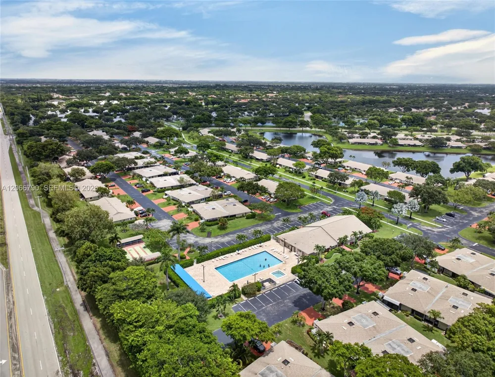 18956 Argosy Dr Boca Raton, FL 33496