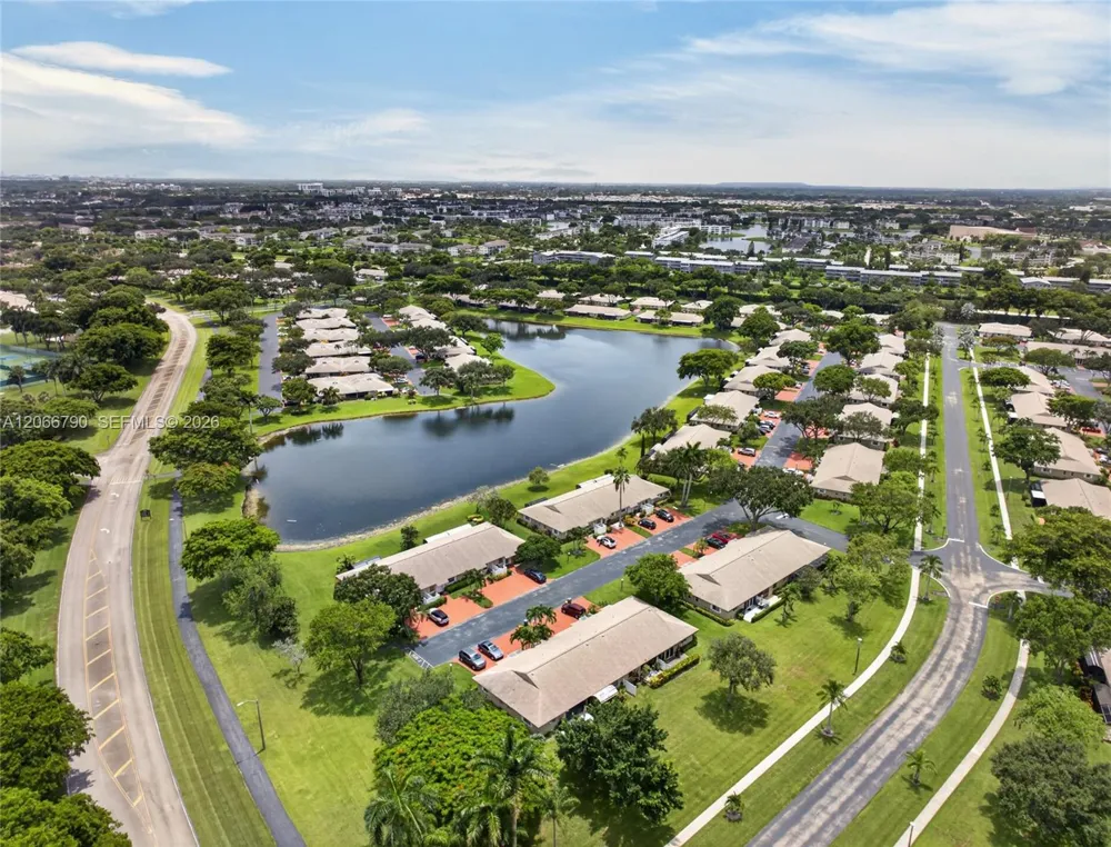 18956 Argosy Dr Boca Raton, FL 33496