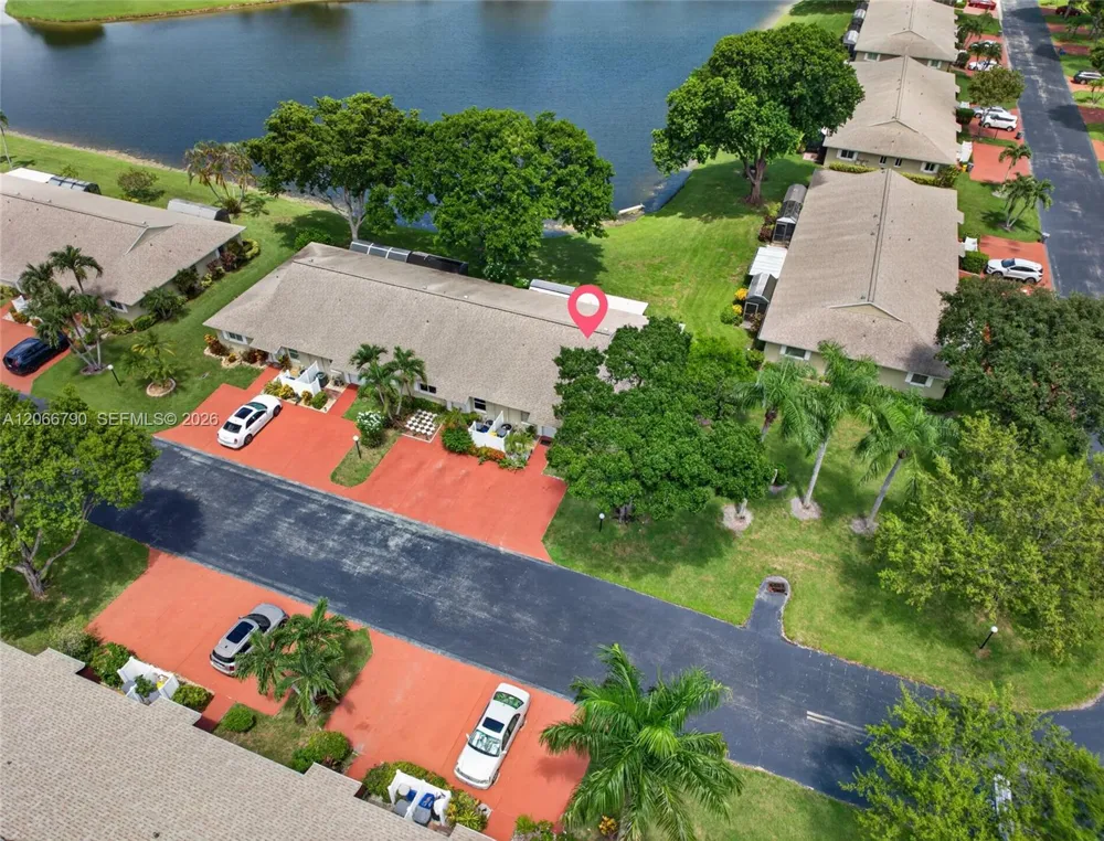 18956 Argosy Dr Boca Raton, FL 33496