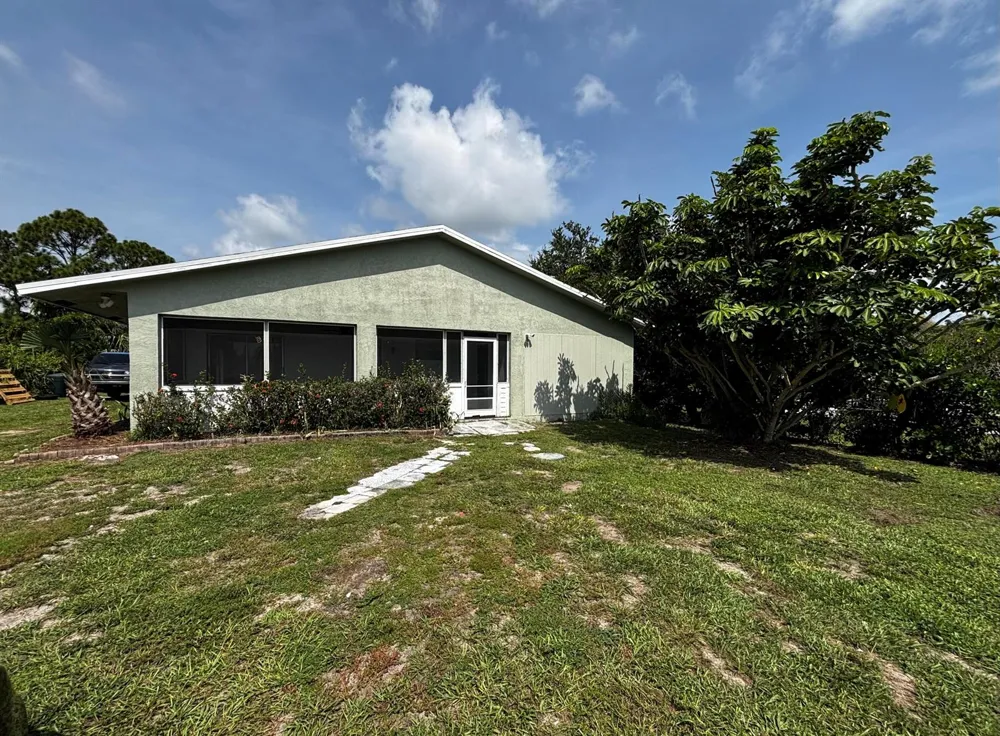 11003 RIDGE AVENUE #B Fort Pierce, FL 34982