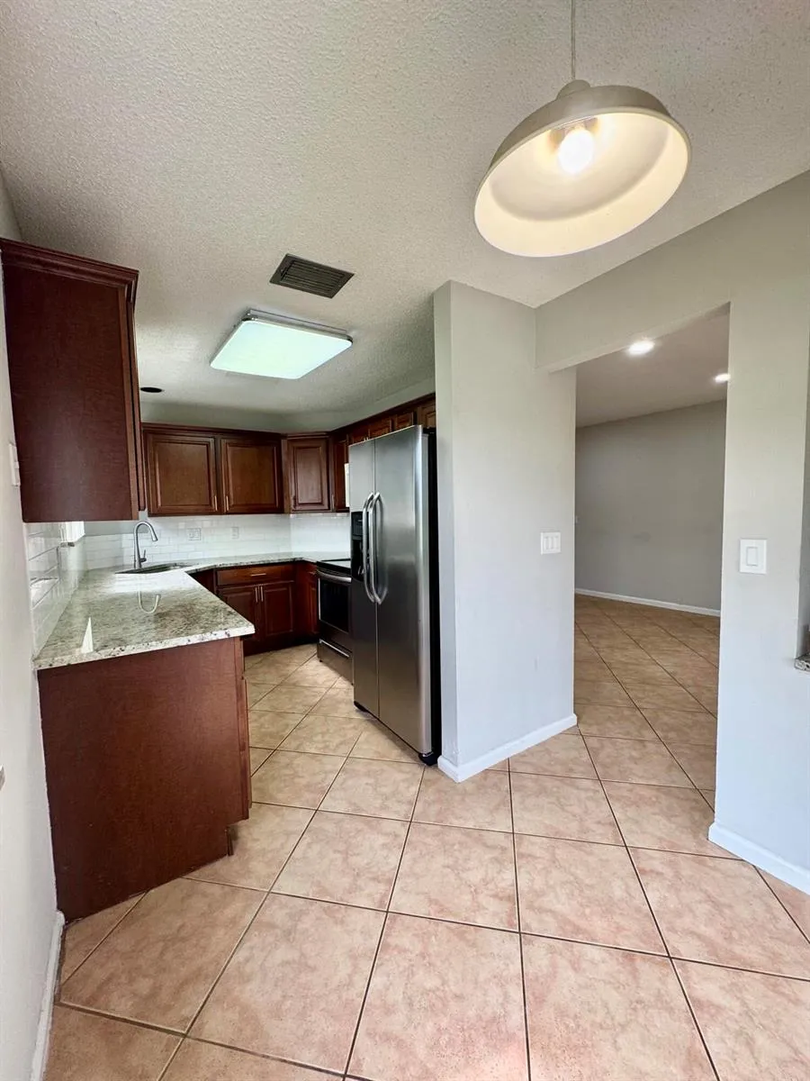 1877 DISCOVERY WAY Deerfield Beach, FL 33442