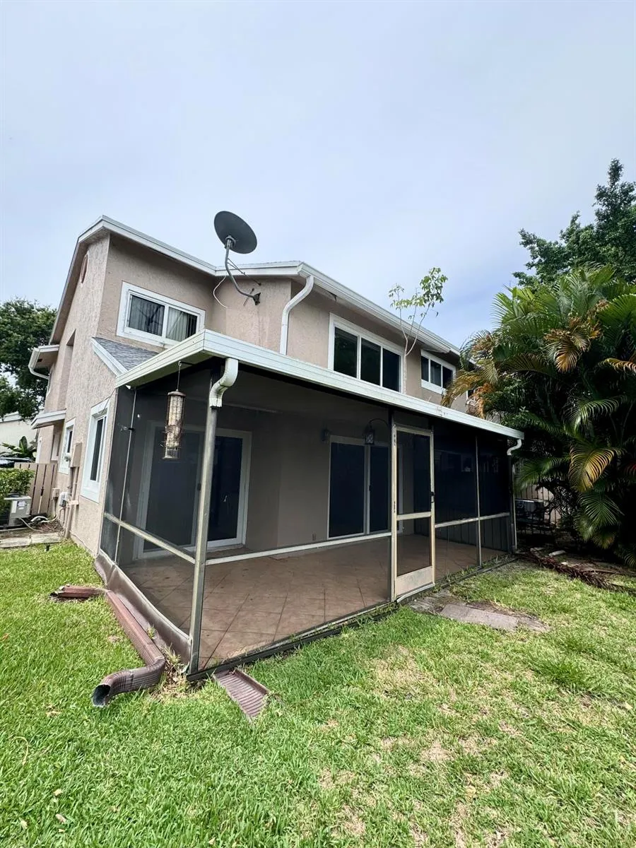 1877 DISCOVERY WAY Deerfield Beach, FL 33442