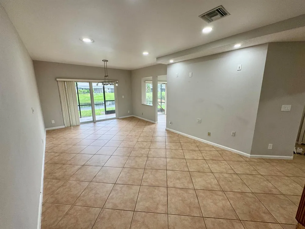 1877 DISCOVERY WAY Deerfield Beach, FL 33442