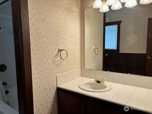 1722 Kay Street W Oroville, WA 98844