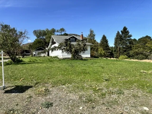 1722 Kay Street W Oroville, WA 98844