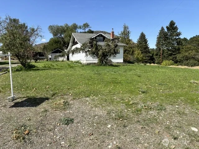 1722 Kay Street W Oroville, WA 98844